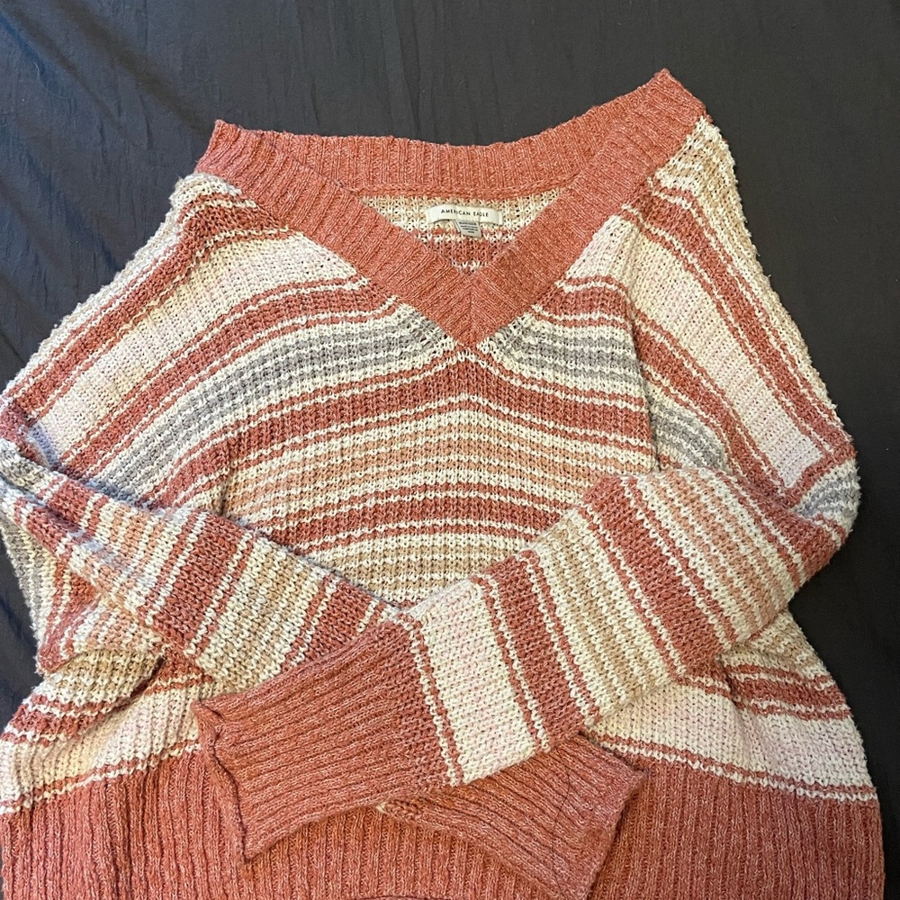 American eagle knit sweater